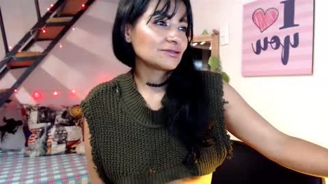 Snapshot of lunasky83 chatting on 11, 2, 2025 luna online show from 11, 2, 2025