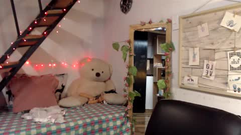 Snapshot of lunasky83 chatting on 7, 3, 2025 luna online show from 7, 3, 2025