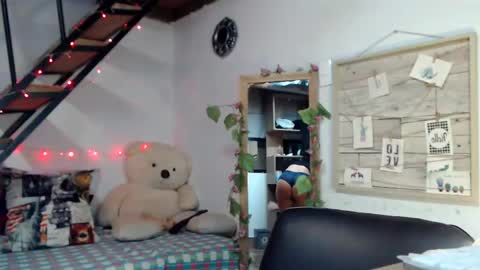 Snapshot of lunasky83 chatting on 12, 3, 2025 luna online show from 12, 3, 2025