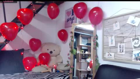 Snapshot of lunasky83 chatting on 18, 9, 2025 luna online show from 18, 9, 2025