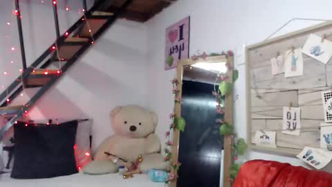 Snapshot of lunasky83 chatting on 24, 10, 2025 luna online show from 24, 10, 2025