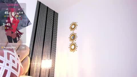 Luna   online show from 19, 4, 2026