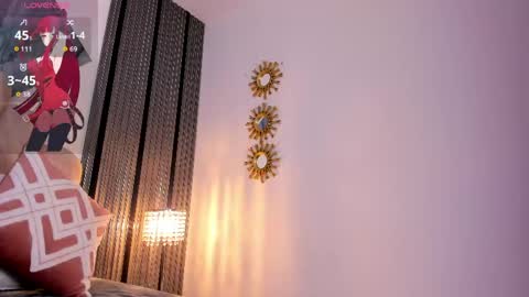 Luna   online show from 23, 4, 2026