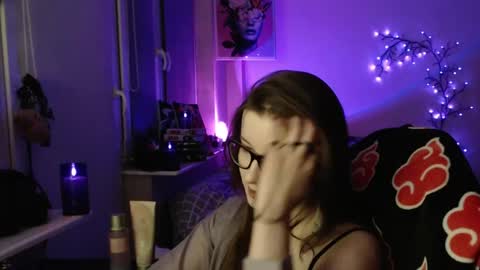 LunaXcherry online show from 29, 4, 2026