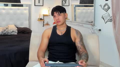 Snapshot of lunay_xtreemboy chatting on 31, 10, 2025 Lunay online show from 31, 10, 2025