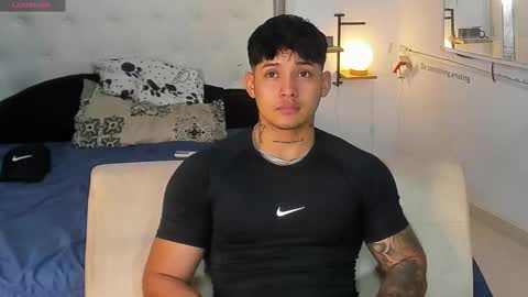 Snapshot of lunay_xtreemboy chatting on 20, 12, 2025 Lunay online show from 20, 12, 2025