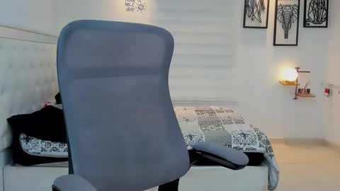 Snapshot of lunay_xtreemboy chatting on 5, 3, 2026 Lunay online show from 5, 3, 2026