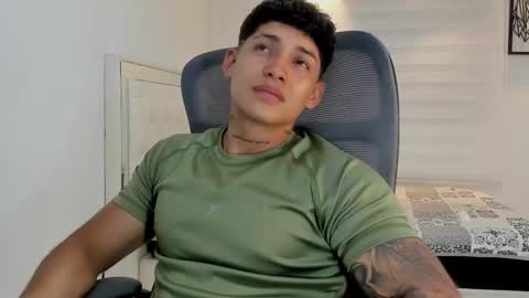 Snapshot of lunay_xtreemboy chatting on 11, 3, 2026 Lunay online show from 11, 3, 2026