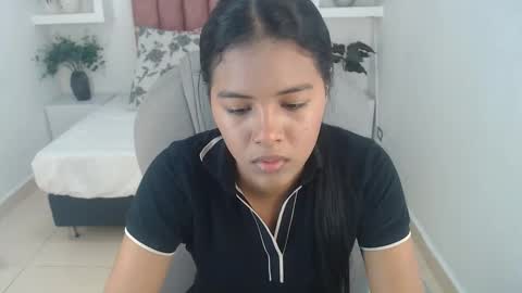 Snapshot of lunilove_ chatting on 13, 3, 2026 Luni Love online show from 13, 3, 2026