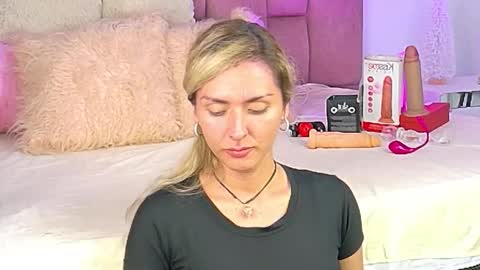 lunitadiva online show from 1, 12, 2025