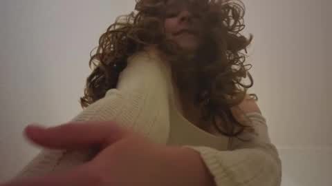 lunoria online show from 6, 2, 2026