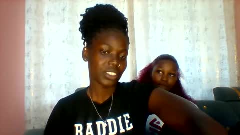 luo_queen online show from 10, 4, 2026