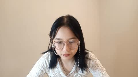 Roxie online show from 18, 4, 2026