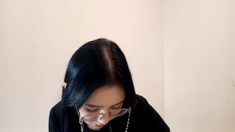 Roxie online show from 21, 4, 2026