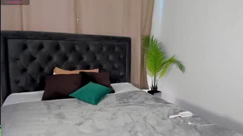 Snapshot of lura_lust chatting on 28, 7, 2026 Lura-Lust online show from 28, 7, 2026