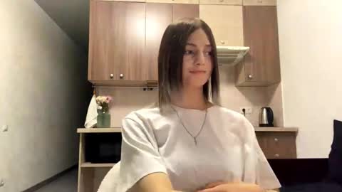 May online show from 23, 10, 2025