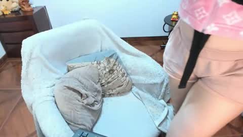 PAULINA online show from 7, 4, 2026