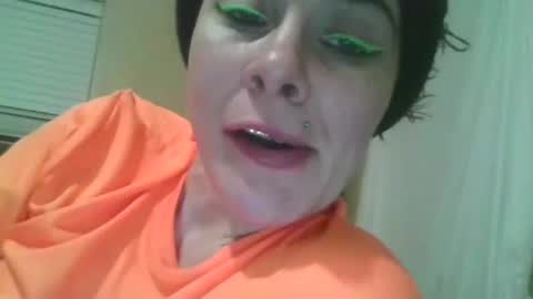 Kikithebaee online show from 26, 2, 2025
