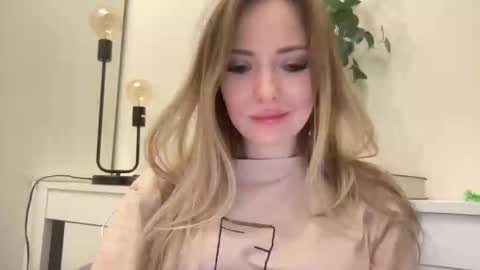 lusiluv online show from 17, 10, 2025