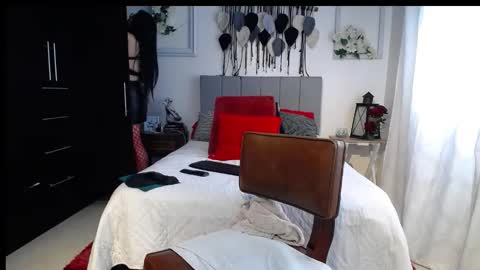 Angela 3 online show from 26, 11, 2025