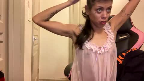 LOLA online show from 7, 12, 2024