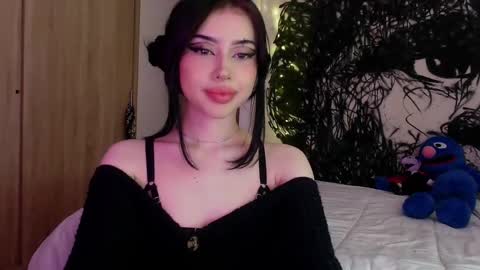 Valerie  April   online show from 9, 3, 2025
