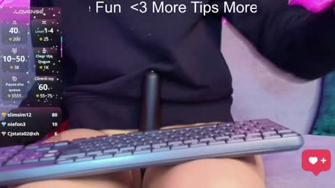 MIKE Y RUBY online show from 4, 2, 2025