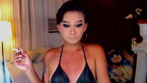 AdriannaFowks online show from 19, 4, 2026
