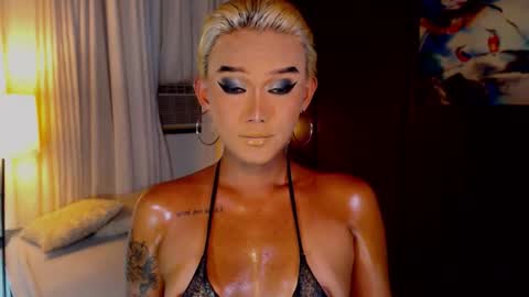 AdriannaFowks online show from 13, 6, 2026