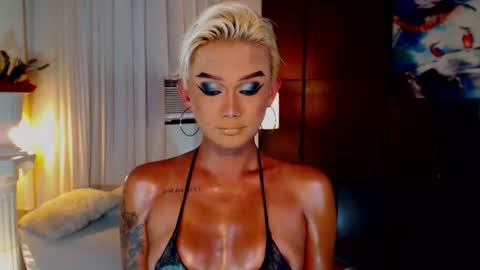 AdriannaFowks online show from 22, 7, 2026