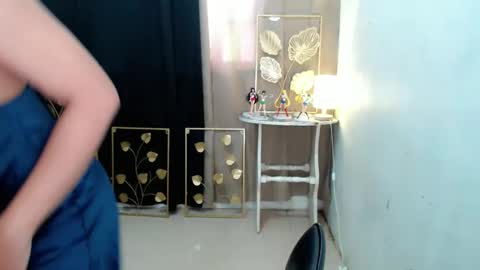 Snapshot of lustfuloffendertrina chatting on 4, 5, 2026 Trina online show from 4, 5, 2026