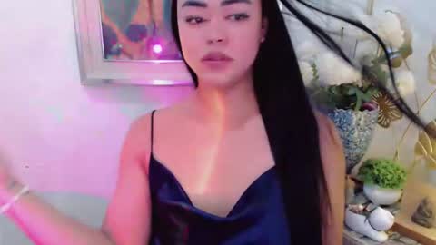 Snapshot of lustfuloffendertrina chatting on 7, 6, 2026 Trina online show from 7, 6, 2026