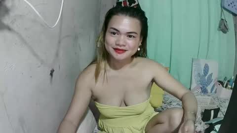 Flora Mae online show from 19, 5, 2026