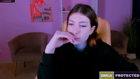 Snapshot of lusy_puff chatting on 16, 12, 2024 lusy_puff online show from 16, 12, 2024