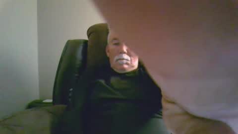 Snapshot of luv269er chatting on 13, 2, 2025 luv269er online show from 13, 2, 2025