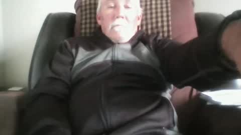 Snapshot of luv269er chatting on 21, 11, 2025 luv269er online show from 21, 11, 2025