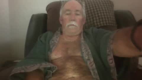 Snapshot of luv269er chatting on 28, 5, 2026 luv269er online show from 28, 5, 2026