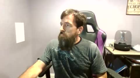 Luv2likslit online show from 9, 10, 2025