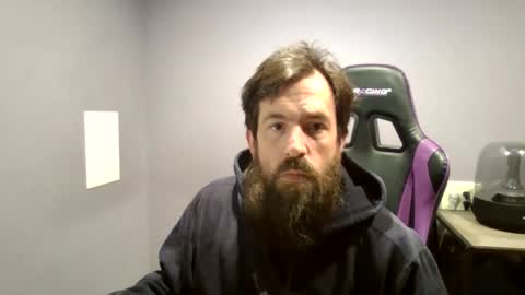 Luv2likslit online show from 19, 11, 2025