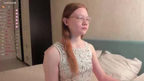 Snapshot of luv_tessa chatting on 28, 2, 2026 Tessa online show from 28, 2, 2026