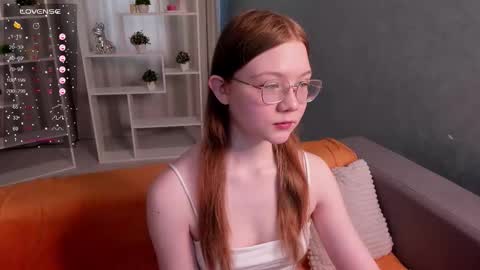 Snapshot of luv_tessa chatting on 6, 3, 2026 Tessa online show from 6, 3, 2026