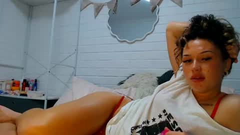 luvcece online show from 25, 6, 2026