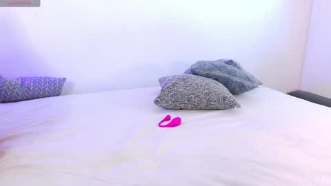 luvtosin663 online show from 17, 4, 2026