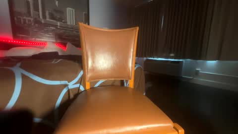 luvvlee online show from 24, 4, 2026