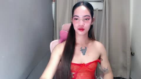 luxenixie online show from 27, 7, 2026