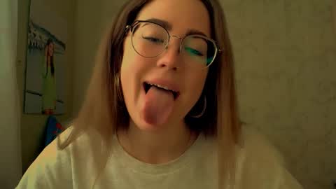 Katie online show from 19, 4, 2026