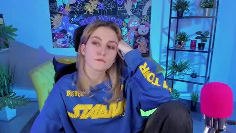 Ray online show from 20, 2, 2025