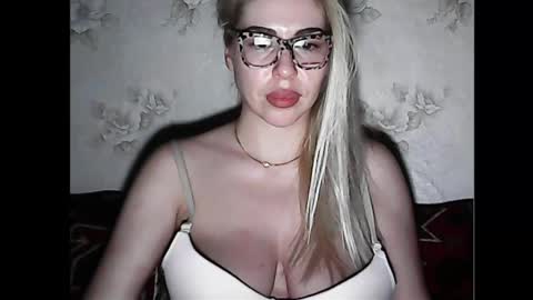 Snapshot of luxsonyastar chatting on 29, 1, 2025 LuxSonyaStar online show from 29, 1, 2025