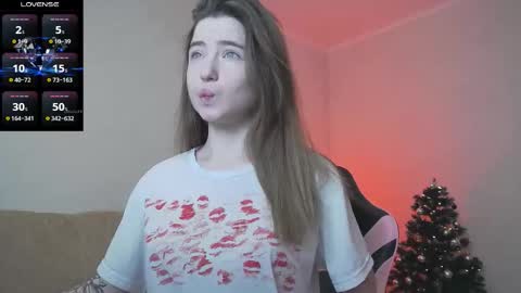 Snapshot of luxuryalma18 chatting on 15, 12, 2025 Alma online show from 15, 12, 2025