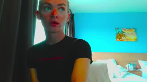 luxymodel online show from 28, 7, 2026